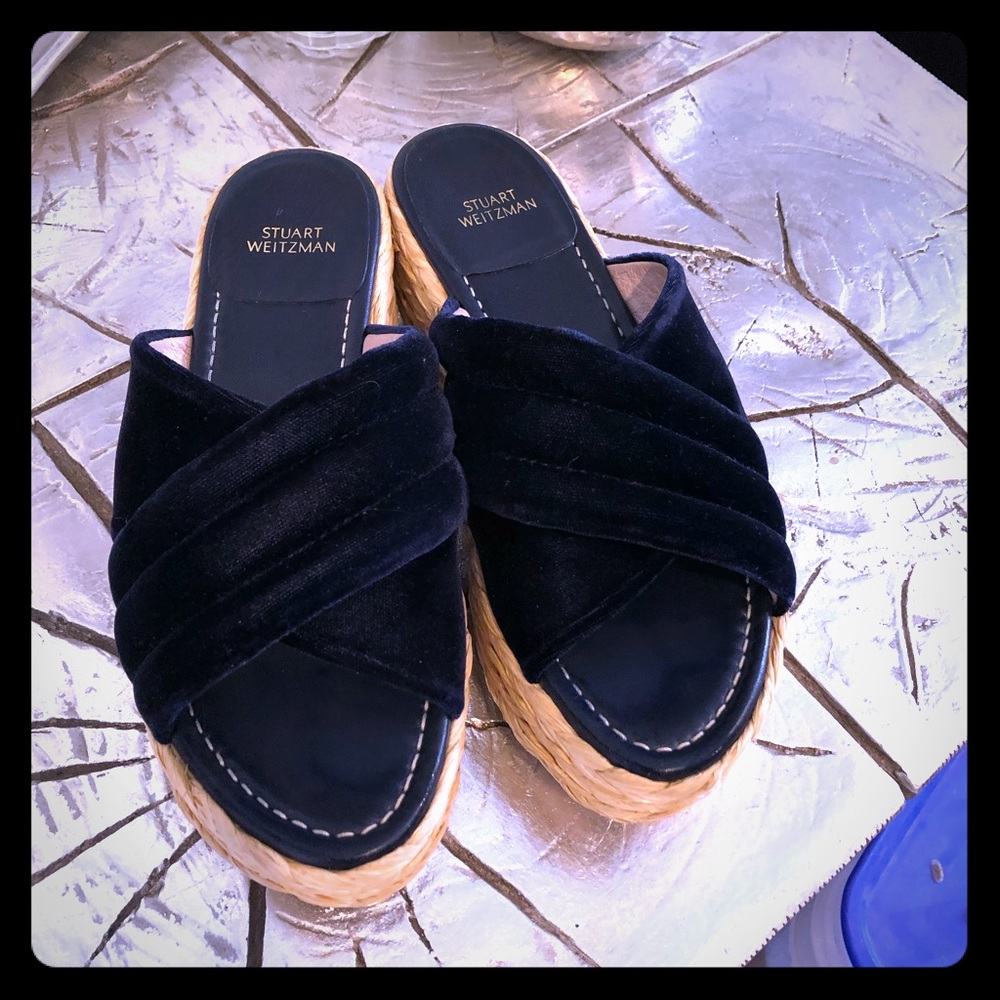 Navy velvet cross strap sandals